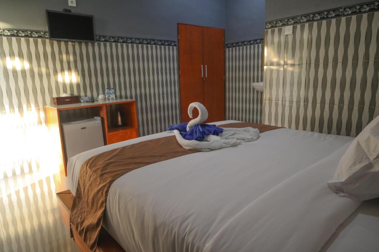 Prasi Sunrise Homestay Toyapakeh Kültér fotó